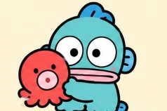 Hangyodon gently holding his little octopus friend Sayuri